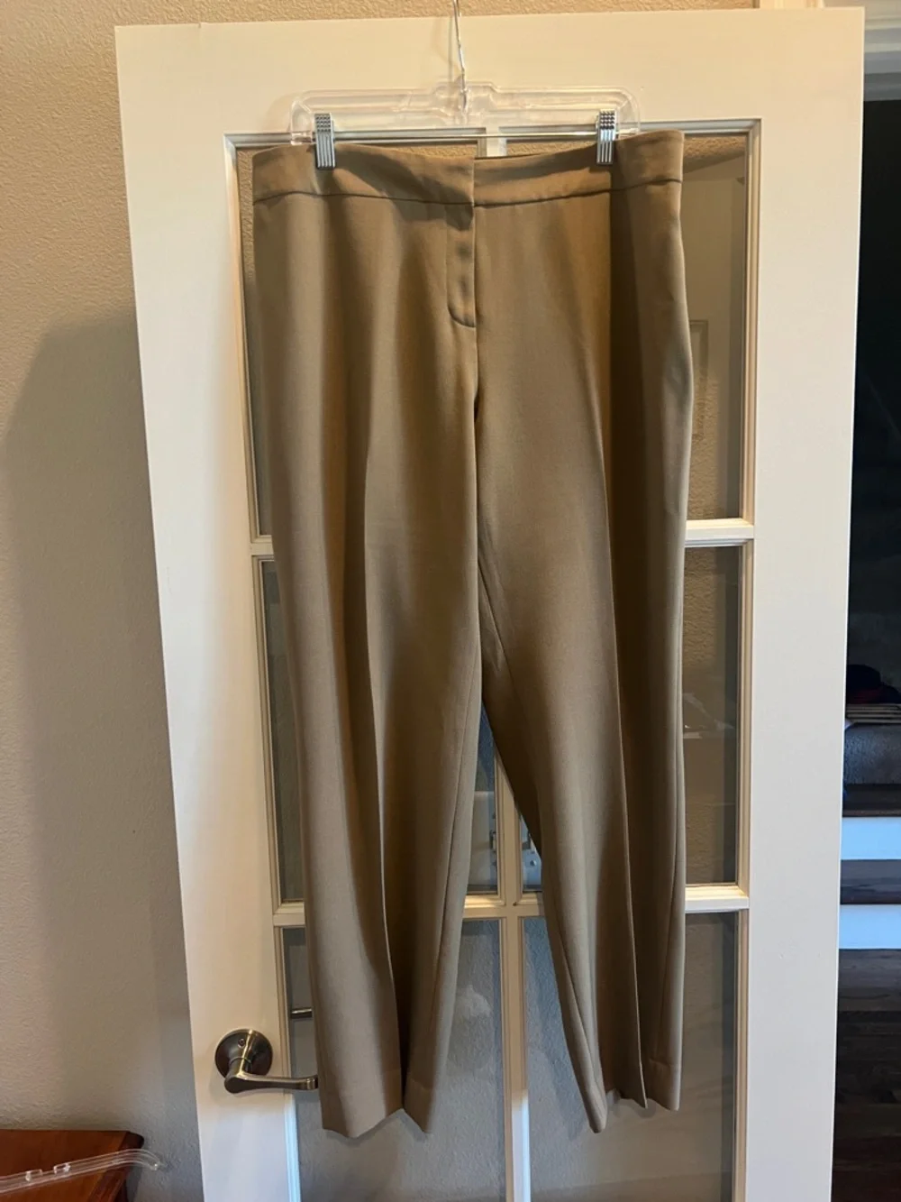 Kasper Women's Tailored Straight-Leg Trousers in Olive - Picture 1 of 6